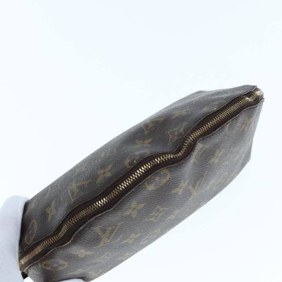 LOUIS VUITTON Monogram Trousse Demi Ronde Cosmetic Pouch M47520 LV Auth 76246 - Picture 5 of 16